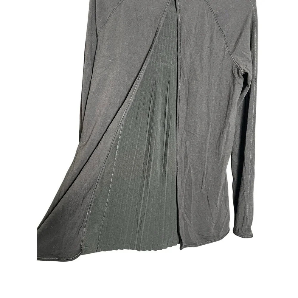 Lululemon Making Moves Long Sleeve Top‎ Size 8 Black Pleated Back Rulu - Picture 8 of 9
